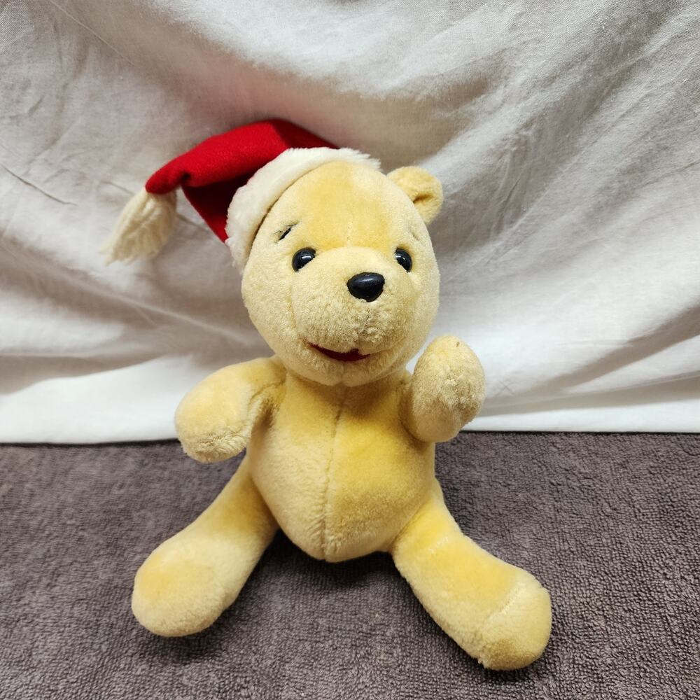 Vintage Winnie the Pooh Santa from McDonald's  b38
